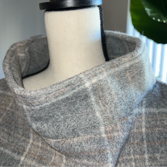 World Market Funnel Neck Blanket Pocket Poncho - Picture 2 of 2